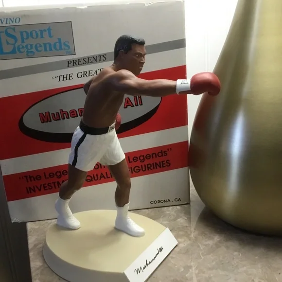 “THE GREATEST” Muhammad Ali Salvino Sports Legends Figurine #2,843 of 3,000… - Picture 6 of 16